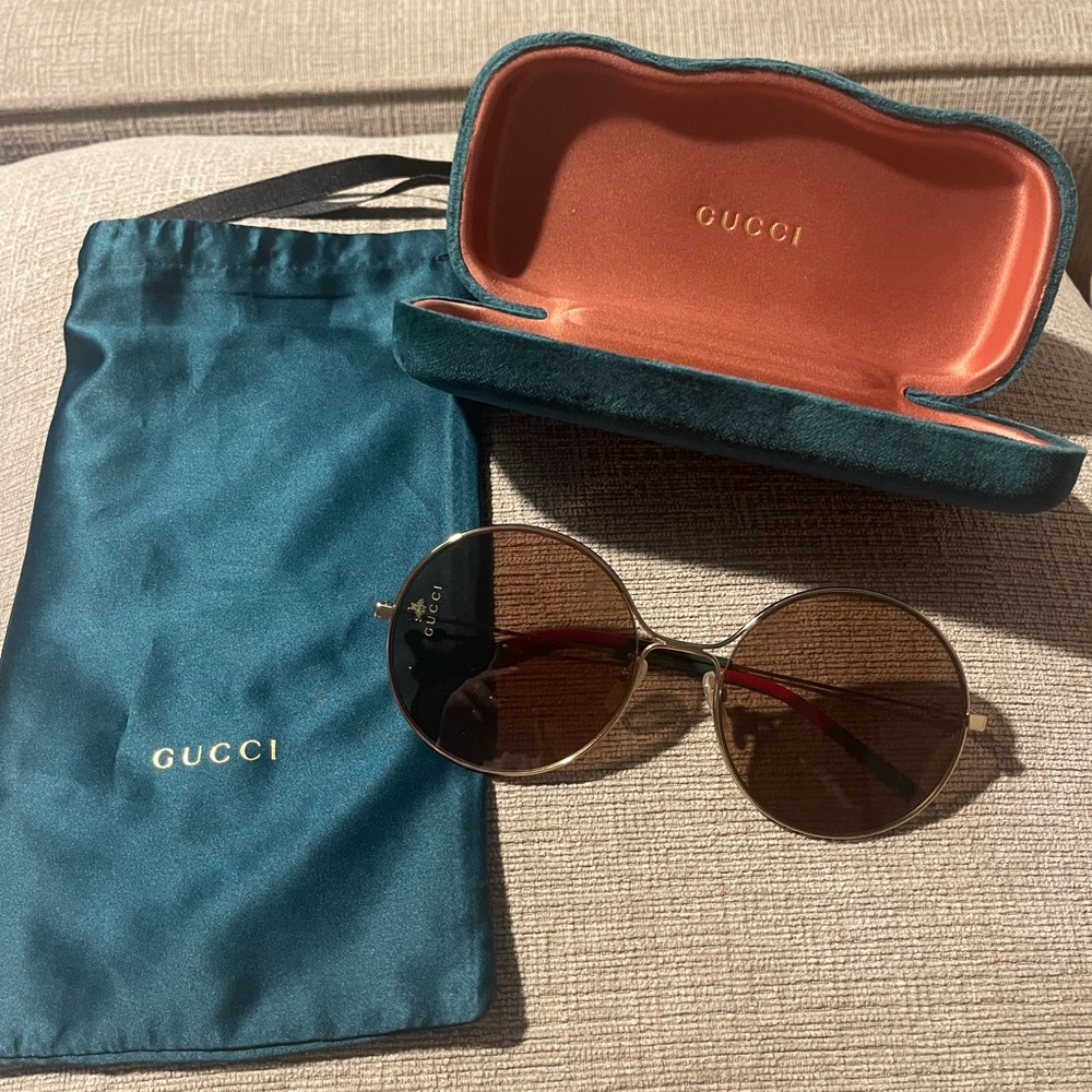 Gucci sunglasses. Never worn
